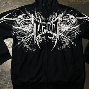 Tap out hoodie authentic w tags💗💗